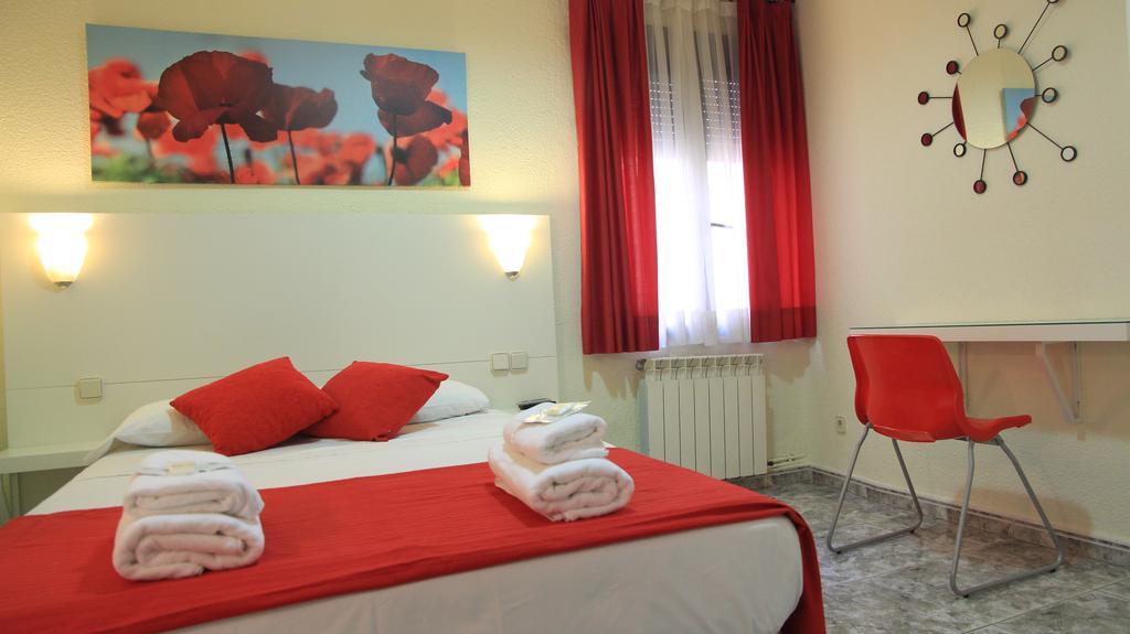 Ch Antonio Hotel Madrid Exterior photo